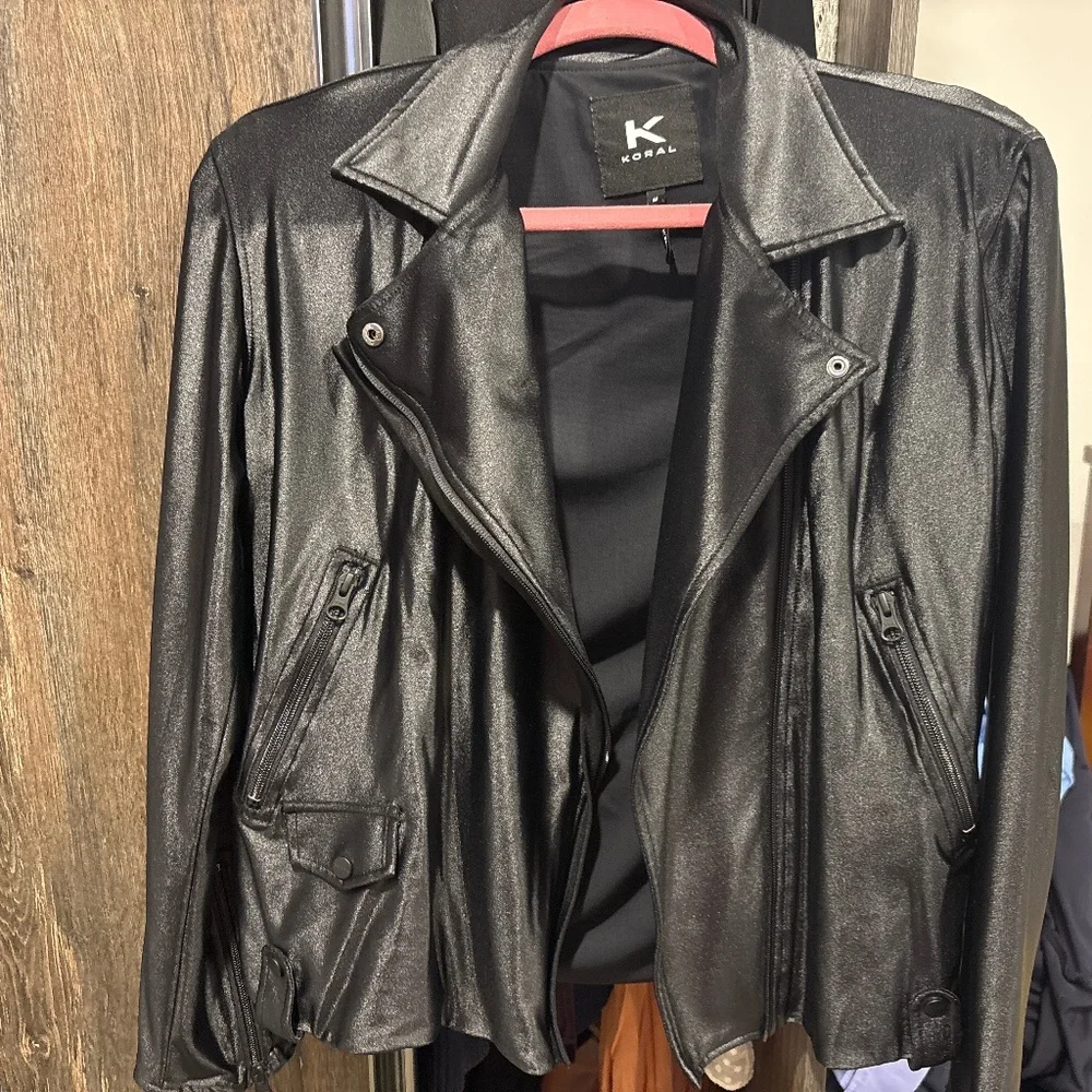Jacket - Picture 1 of 3